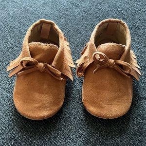 Old navy brown moccasins size 6-12 months